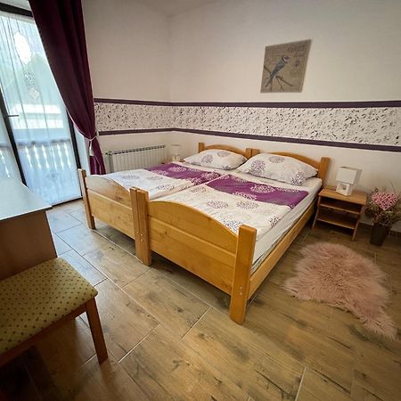 Guest House Kmecki Hram Fortuna Idrija Ngoại thất bức ảnh