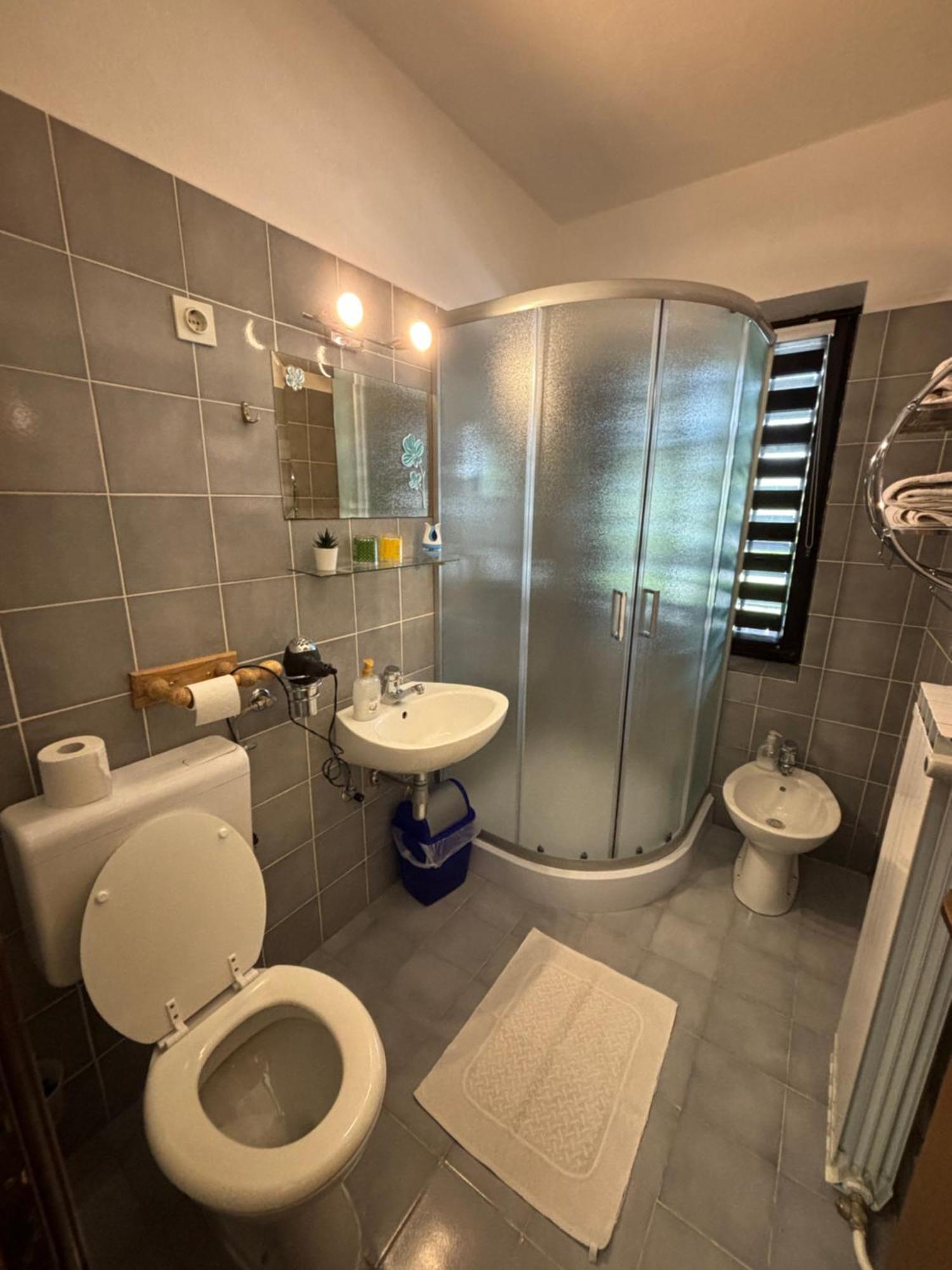 Guest House Kmecki Hram Fortuna Idrija Ngoại thất bức ảnh