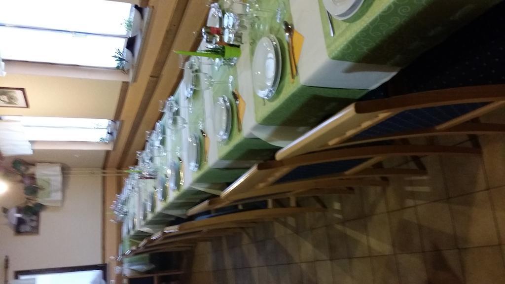 Guest House Kmecki Hram Fortuna Idrija Phòng bức ảnh
